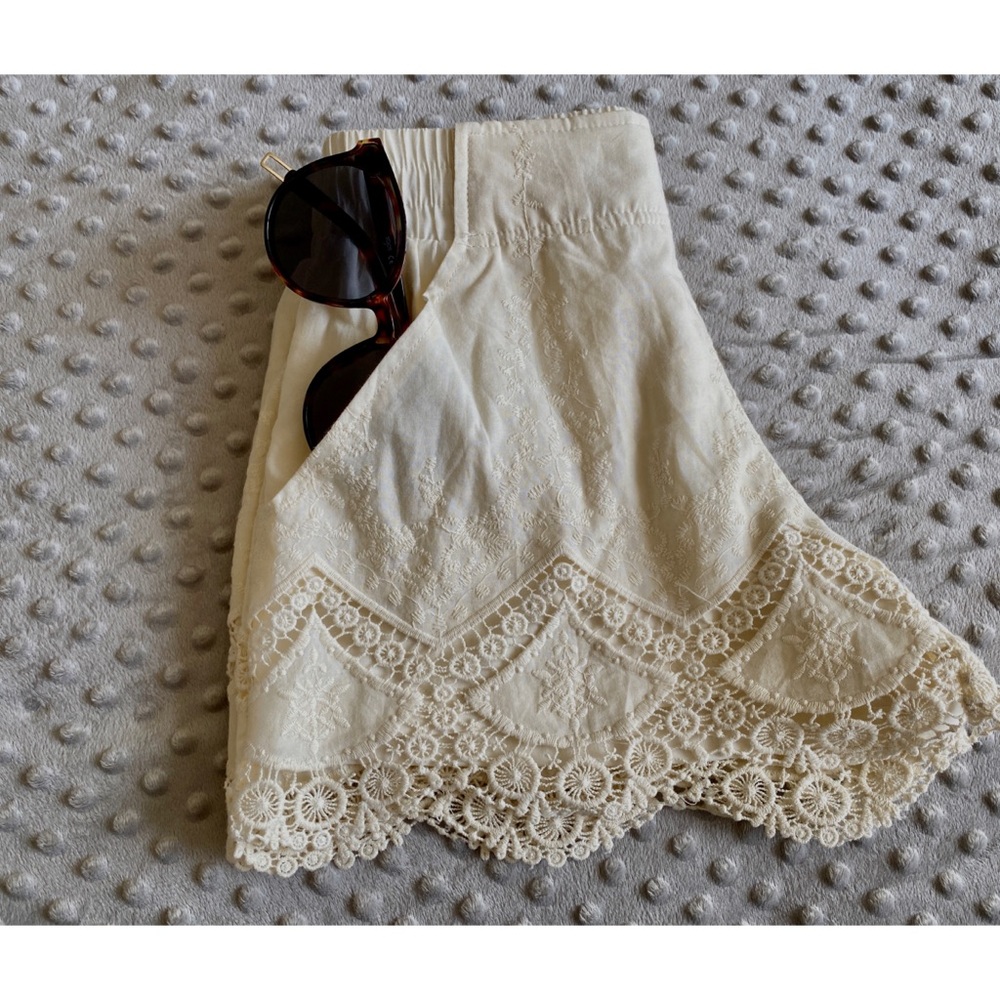 🔥 EMBROIDERY SHORTS 🩳🧵